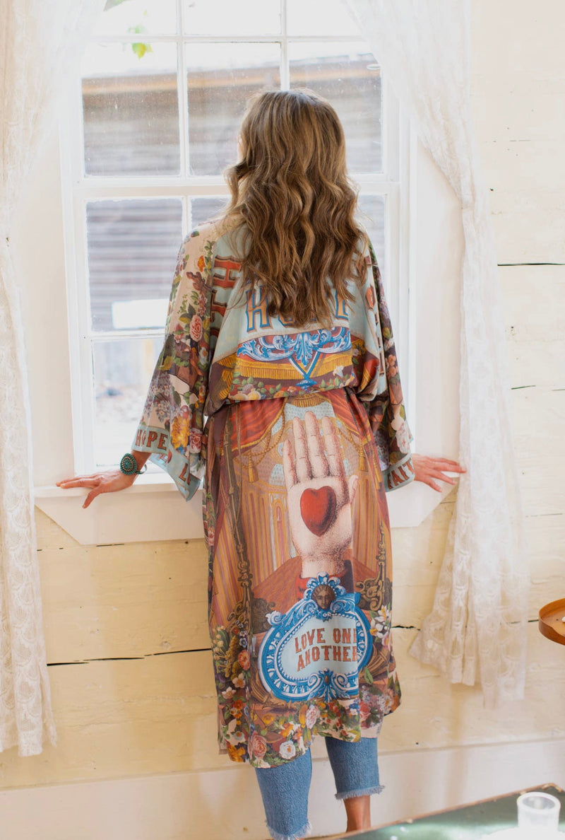 MARKET OF STARS LOVE LANGUAGE OPERA LL Duster Kimono