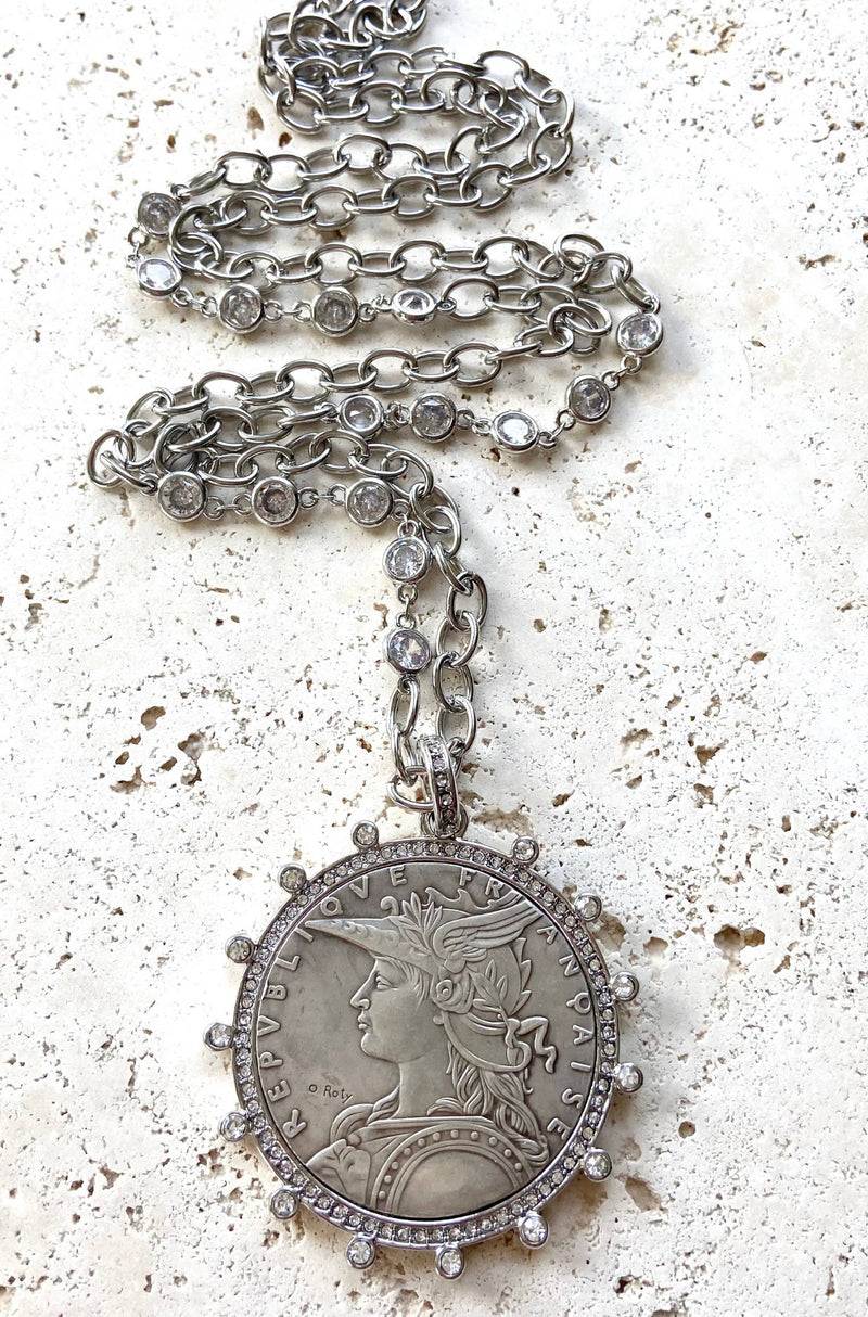 Coin medallion necklace French boutique salon jewelry VB LUXE N22069